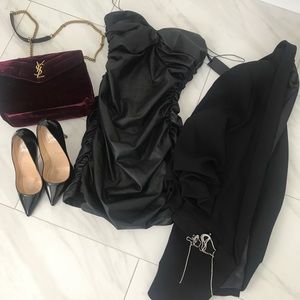 Hours HOT mini leather dress!